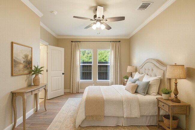 Building Photo - 1520 Amundsen St