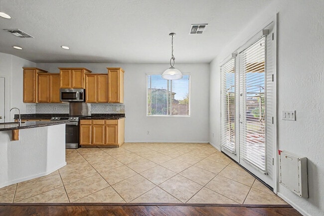 Building Photo - 6630 W Harwell Rd E