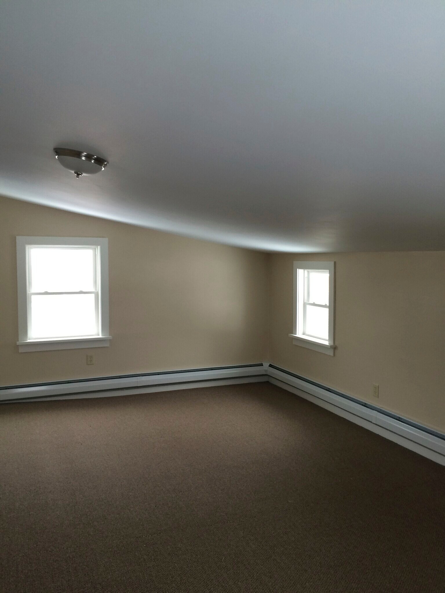 Building Photo - 938 VT-7A