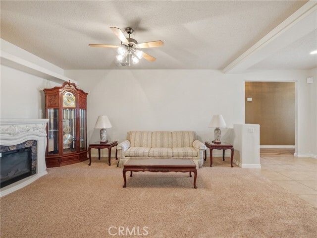 Building Photo - 14096 Branding Iron Dr