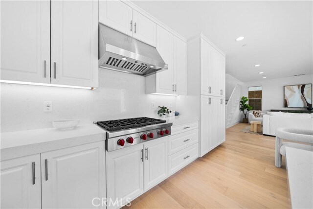Building Photo - 206 Collino