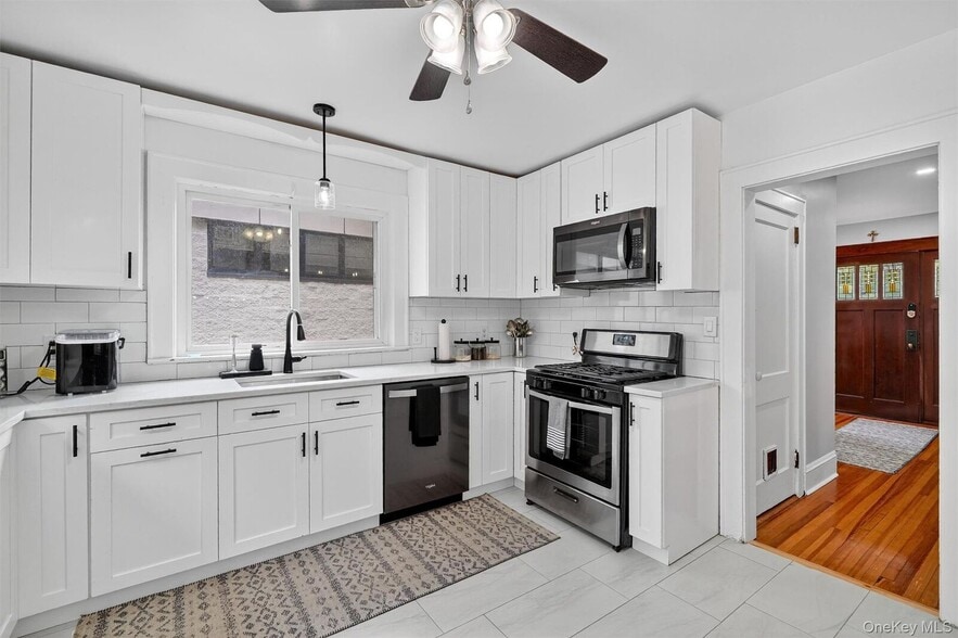 Building Photo - 260 High Ave