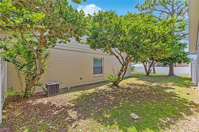 Building Photo - 9148 Dubois Blvd