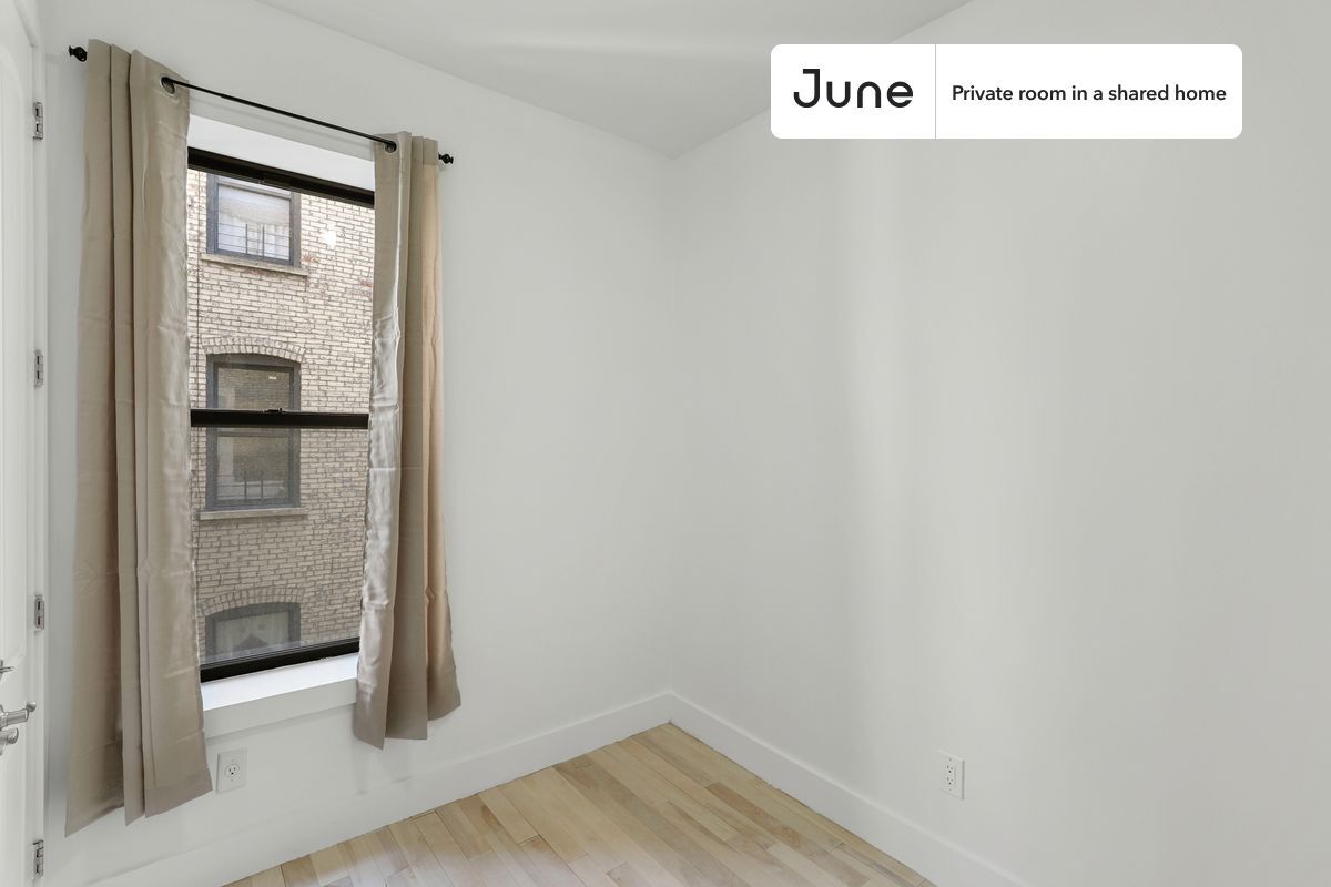 Building Photo - Room in Shared 4 bed/2 bath home