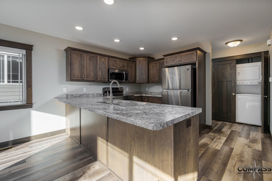 Primary Photo - 2953 Eldorado Blvd