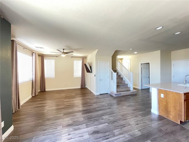 Building Photo - 9210 Harbin Ave