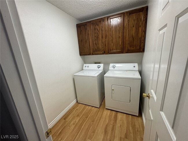 Building Photo - 6429 W Birchcrest Ct