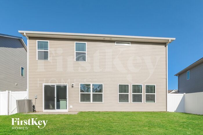Building Photo - 7606 Wallace Farm Ln