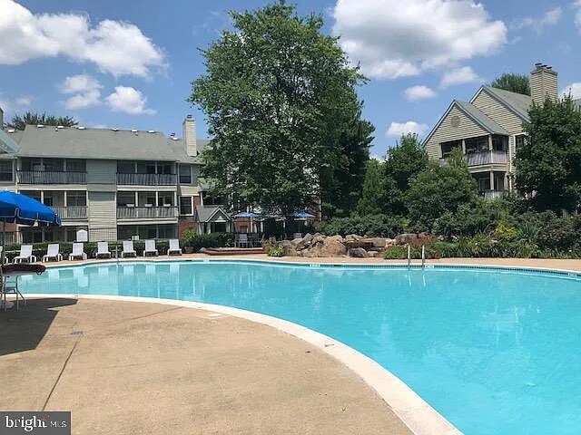 Building Photo - 3906 Penderview Dr