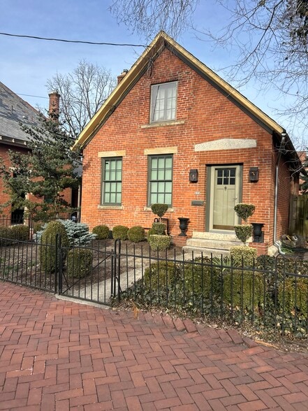 Restored 1850’s Brick Cottage with lovely landscaped FFrint and back yard. On the Main Street of Ge, - 628 S 3rd St