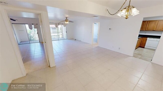 Primary Photo - 636 NW 13th St
