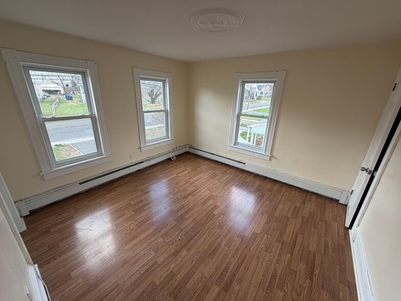 Building Photo - 63 Westville Ave