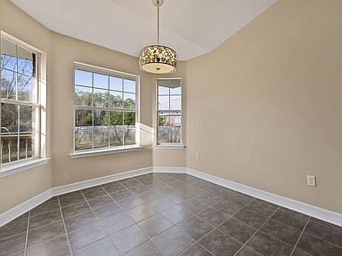 Kitchen nook - 14870 E Shadow Creek Dr