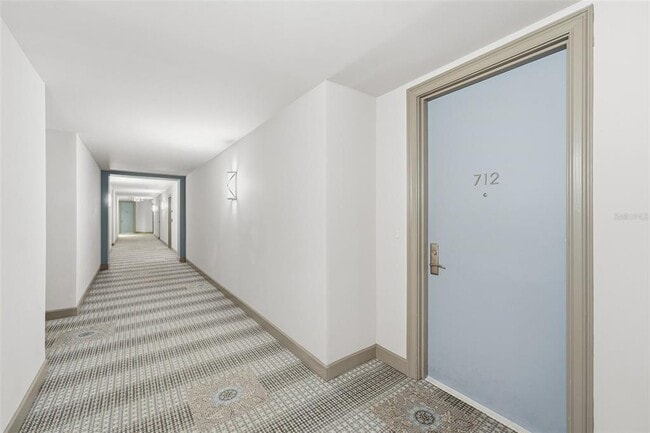 Building Photo - 100 S Eola Dr