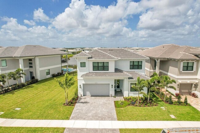 Building Photo - 13072 Feathering Wy