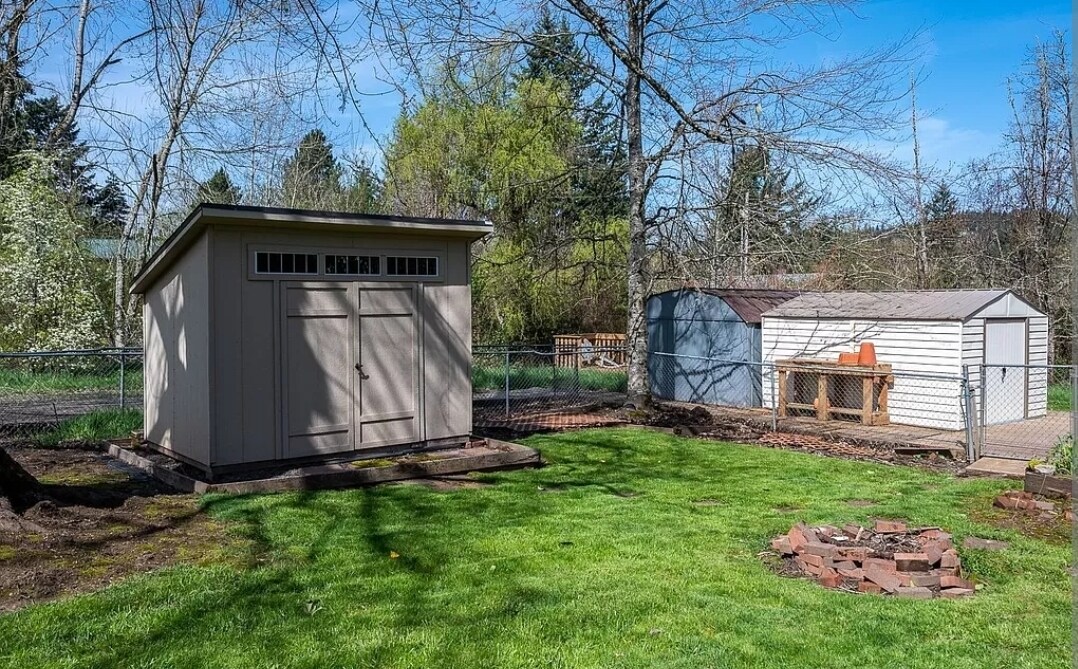 Building Photo - 11071 SE 242nd Ave