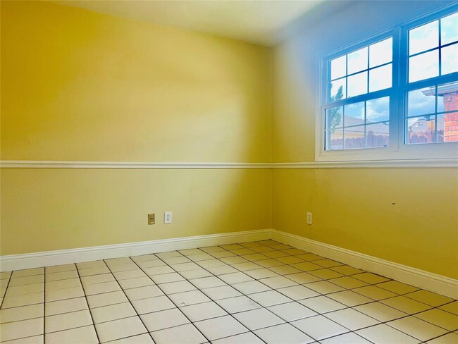 Building Photo - 8814 Beau Monde Dr