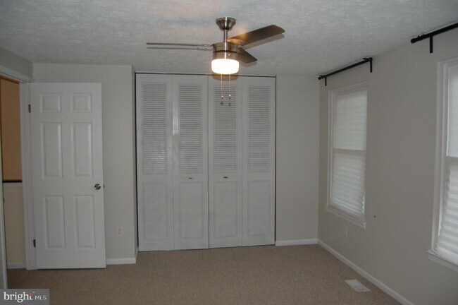 Building Photo - 9114 Aspenpark Ct