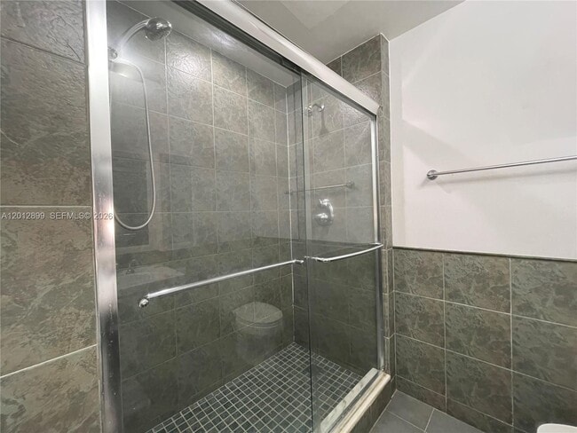 Building Photo - 640 Cypress Club Way