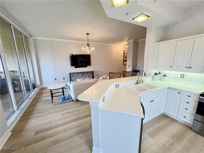 Building Photo - 401 Bayfront Pl