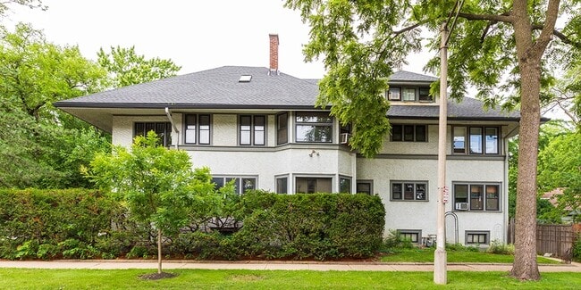 Building Photo - 202 Ridgeland Ave