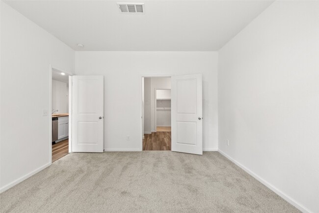 Building Photo - 3602 Admiralty Dr