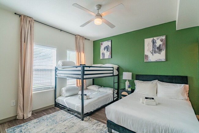 Building Photo - 9600 W Georgia Ave