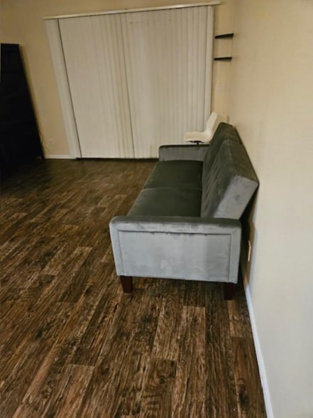 Building Photo - 1455 E Katie Ave