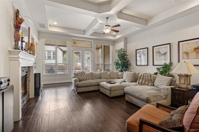 Building Photo - 8500 Echo Shore Cove