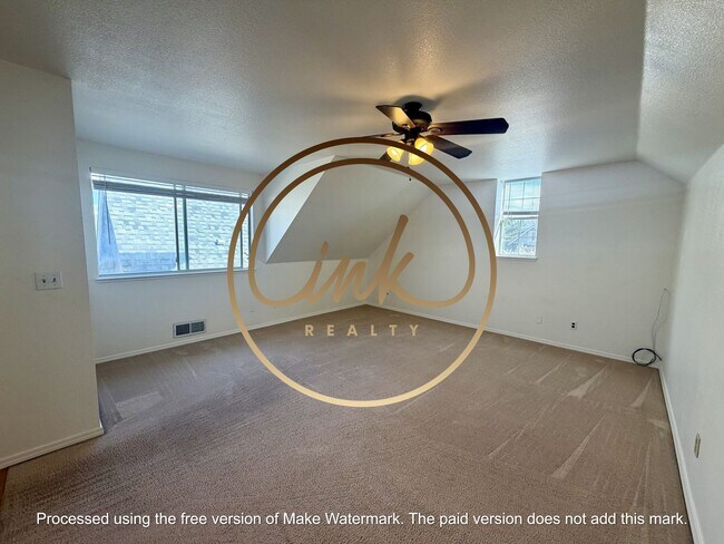 Building Photo - Lovely Carson City Home