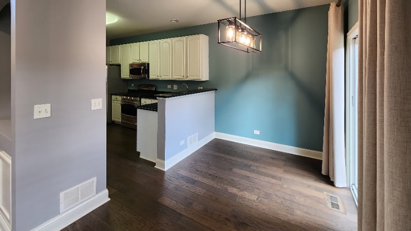 Building Photo - 609 S Jade Ln
