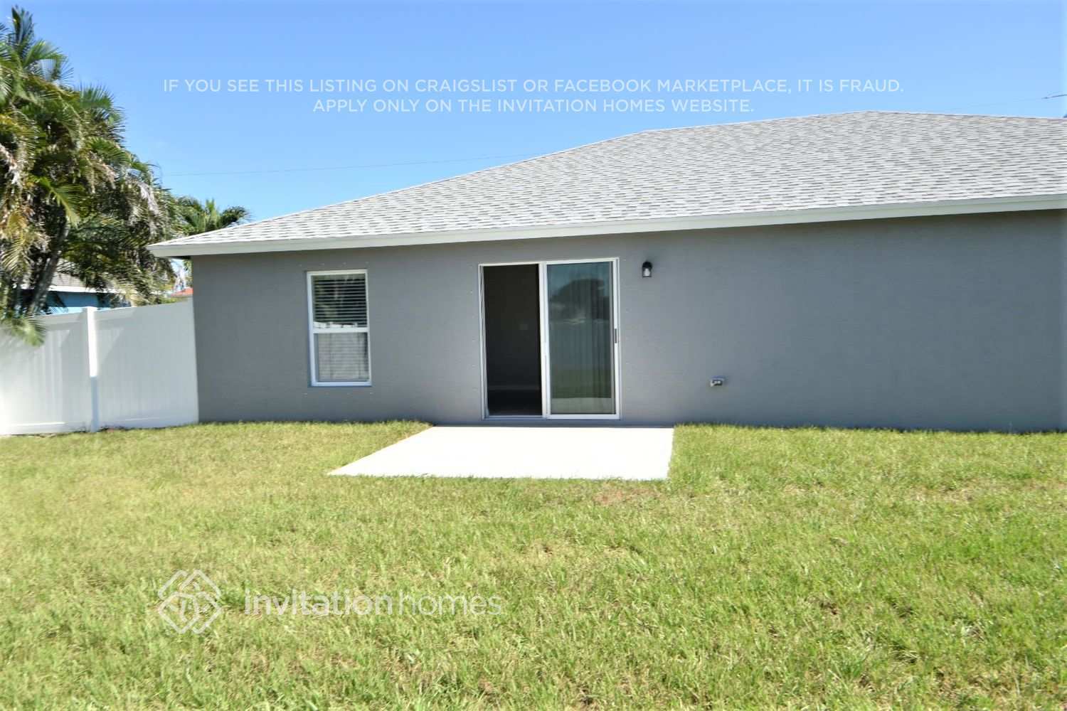 Building Photo - 2261 SE Heathwood Cir