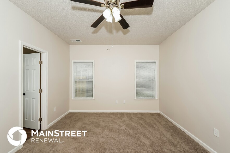 Building Photo - 1144 Amberley Woods Dr