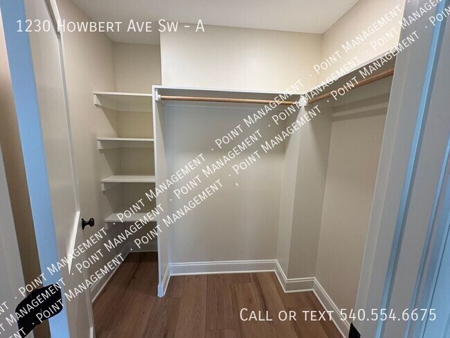 Building Photo - 1230 Howbert Ave SW