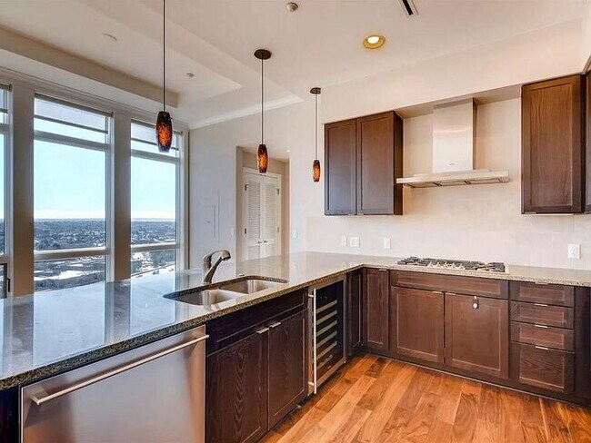 Building Photo - 7600 Landmark Way