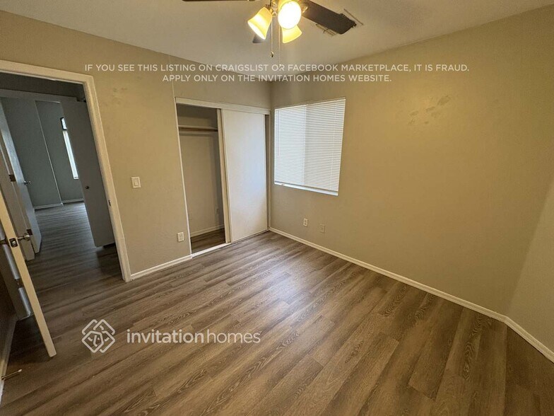 Building Photo - 14113 N 126th Ave