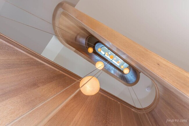 Building Photo - 17 Guy Pl