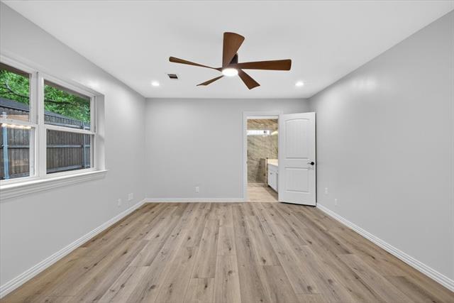 Building Photo - 3330 Sharpview Ln