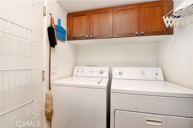 Building Photo - 412 Fernleaf Ave
