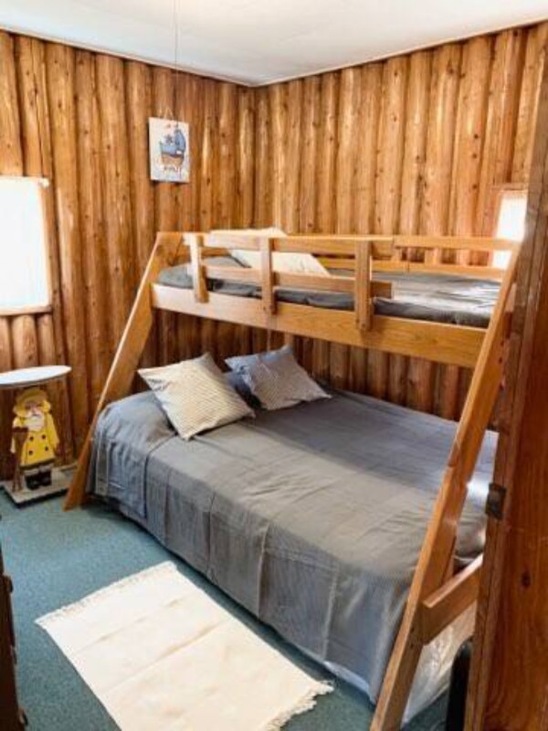 Building Photo - 293 Sumac Ln