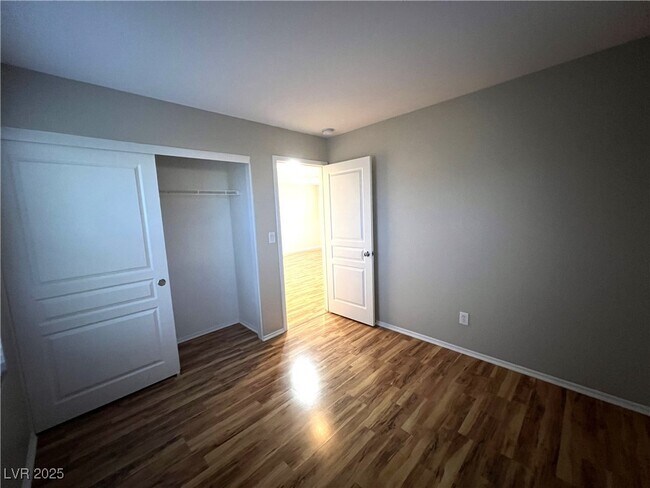 Building Photo - 9991 Pimera Alta St
