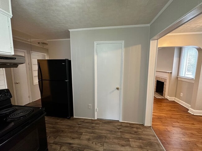 Building Photo - Burlington