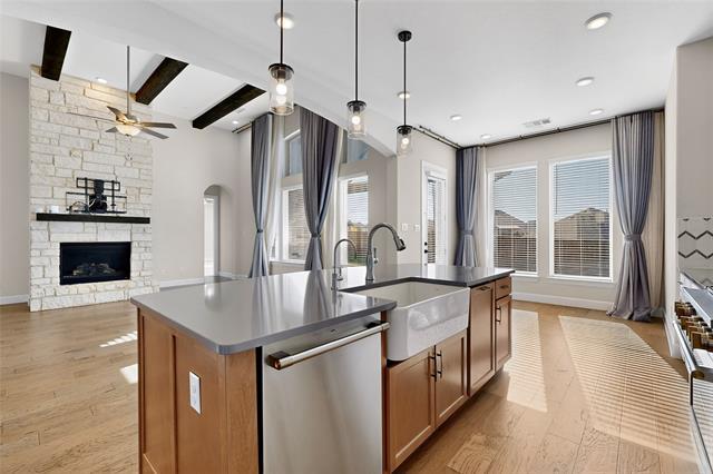 Building Photo - 1266 Huffines Blvd