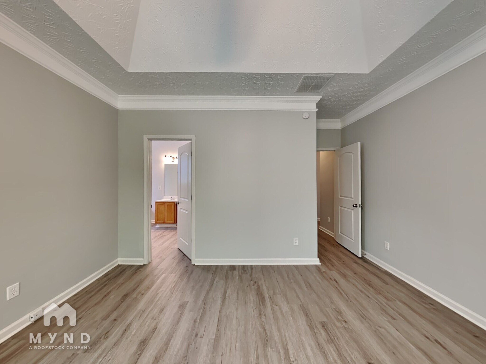 Building Photo - 9221 Altridge Dr