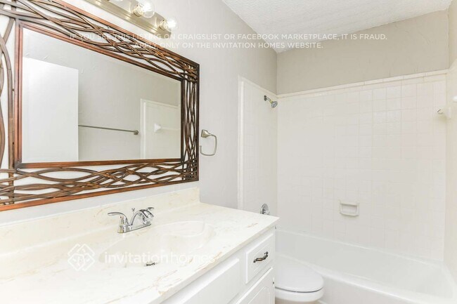 Building Photo - 101 Roselawn Dr