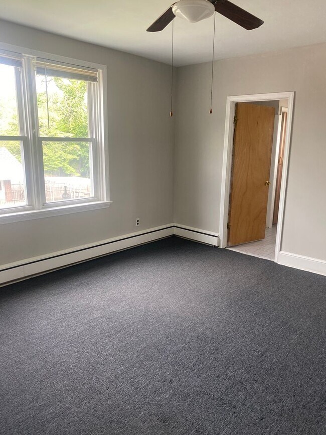 Building Photo - 5817 Keystone St