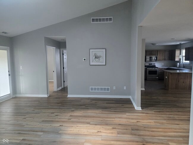 Building Photo - 5565 Allison Way