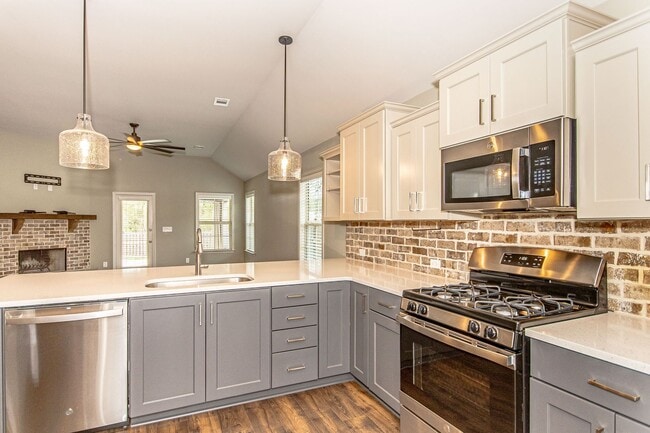 Building Photo - 9872 Bluestone Circle