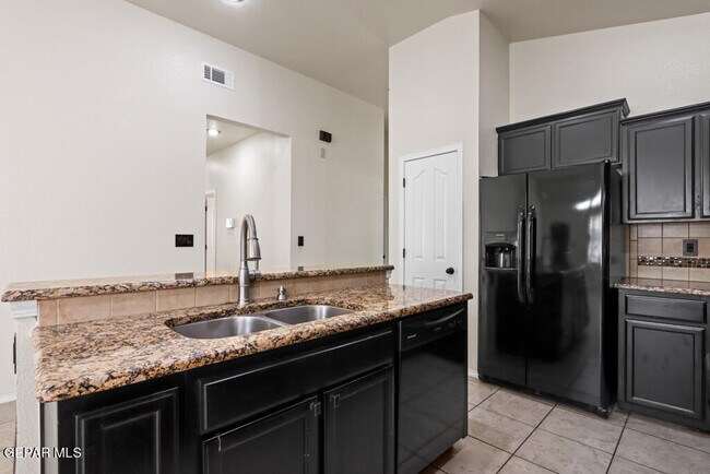 Building Photo - 14685 Holsteiner Ct