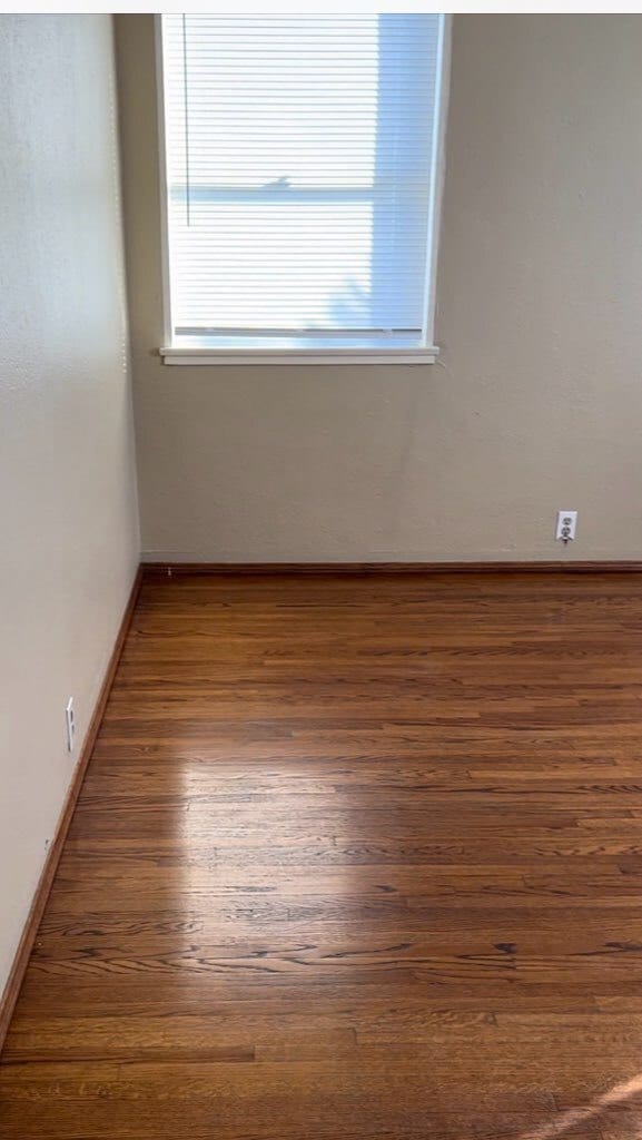 Bedroom - 2341 Pine Ave